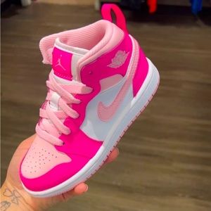 Jordan 1 mid top Hot pink, Light pink and white size 12c